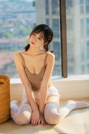 朱门有女